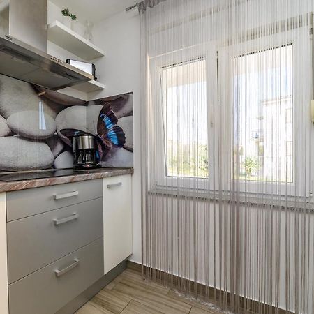 Apartments Maksim And Timon Krk Town Exterior photo